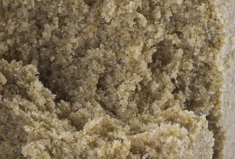 Dry sift closeup picture